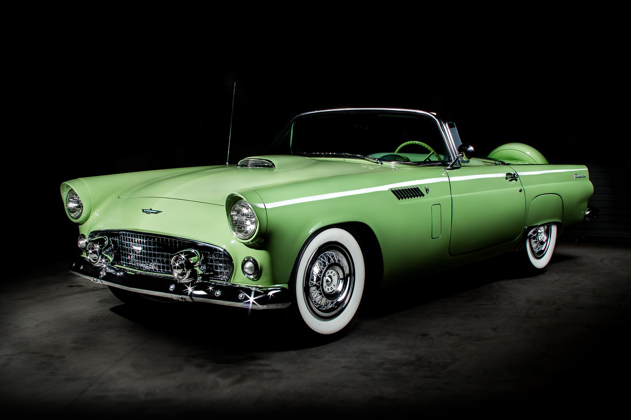 1956 Ford Thunderbird