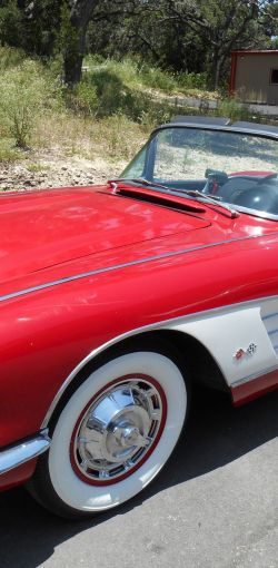 1960 Chevy Corvette 1